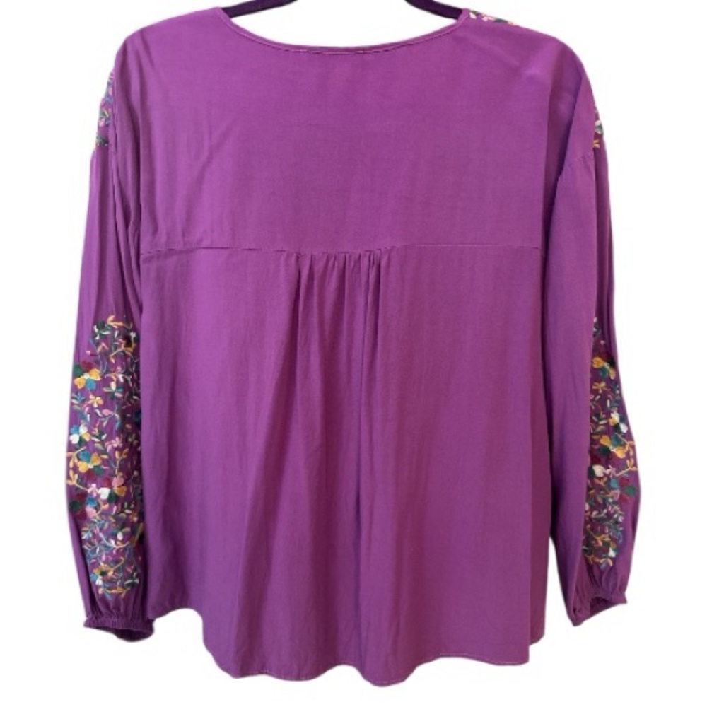 Savanna Jane Multicolor Embroidered Blouse - Picture 3 of 4
